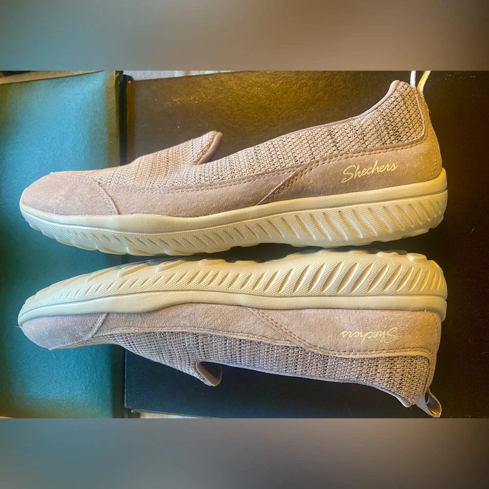 Skechers 9 Air-cooling memory foam classic fit  Slip-On Lavender fabric & suede - Picture 5 of 5